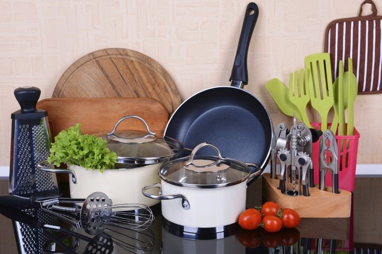 Кухонная посуда: от кастрюли до сковороды